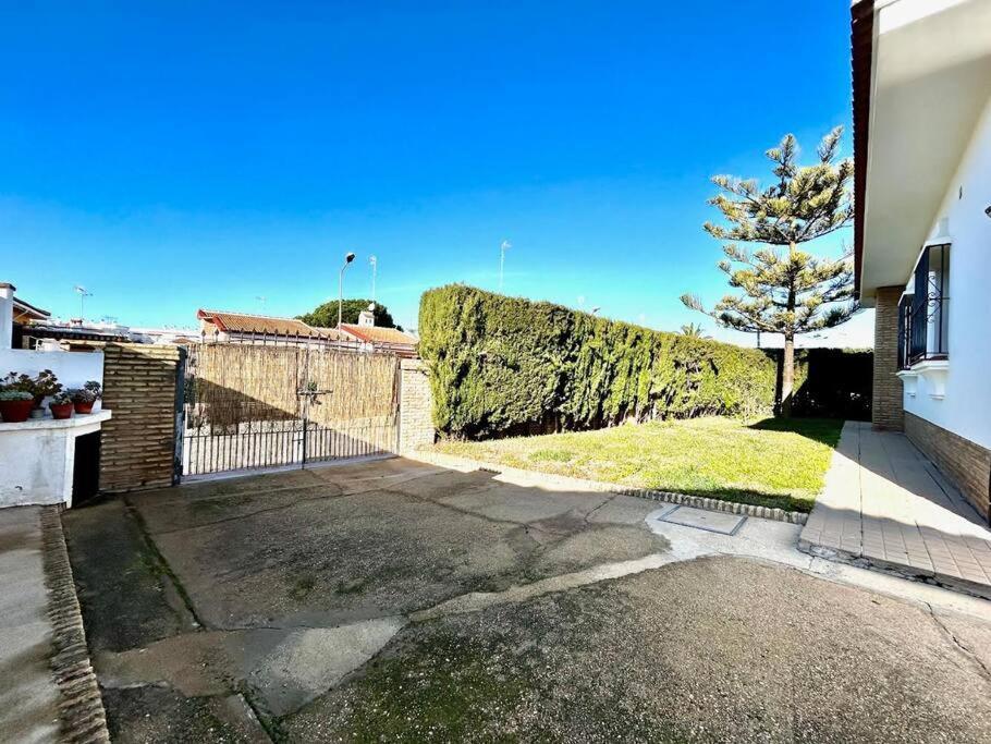 Hispalis Villa En 马塔拉斯卡尼亚斯 外观 照片